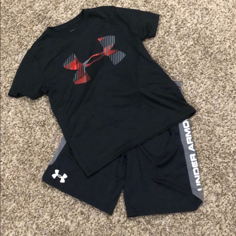 Set of boys under Armour .